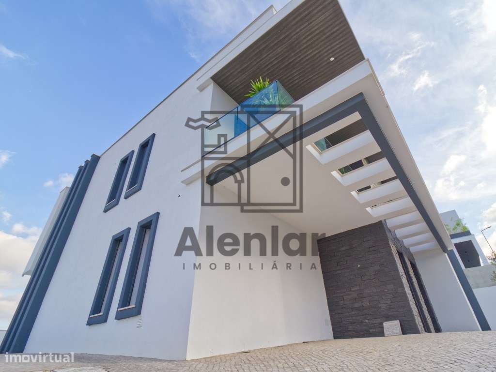 Moradia Contemporânea em Alenquer-8