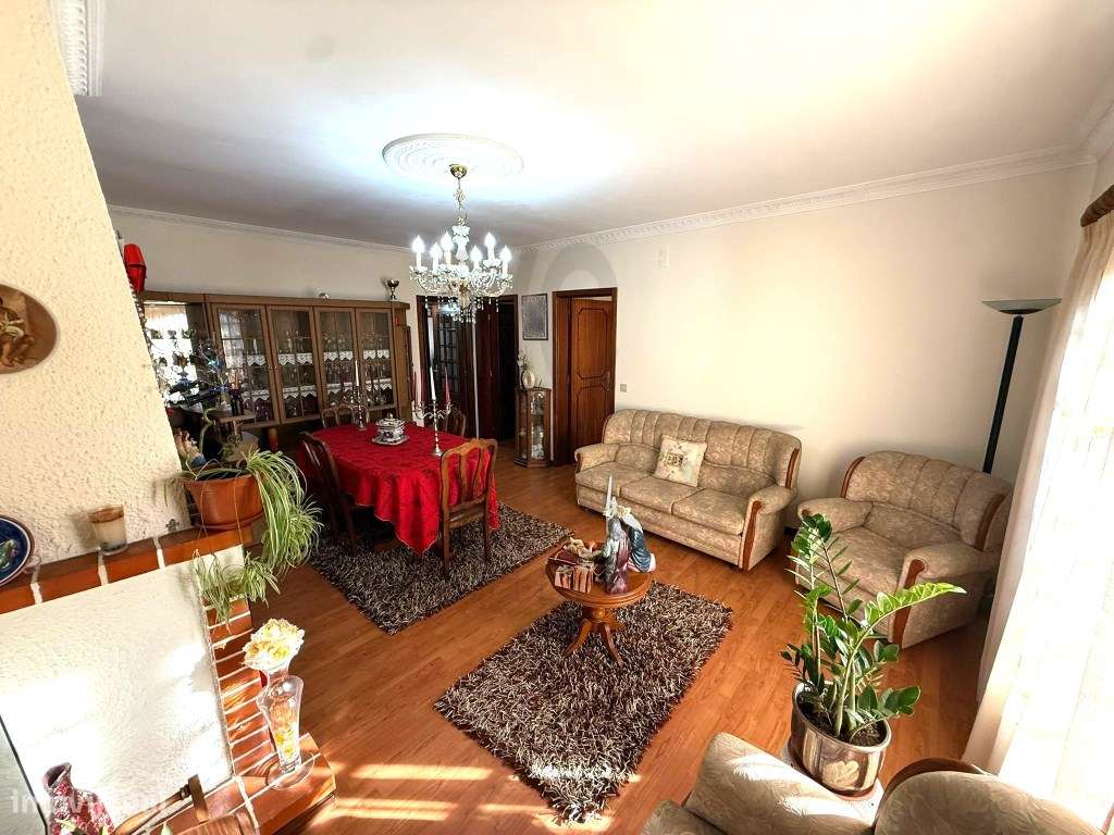 Moradia Geminada T6 Venda Póvoa de Varzim - Grande imagem: 2/17