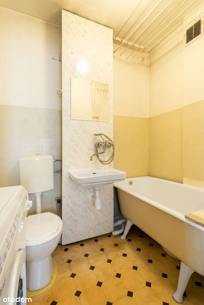 47,39 m² | 3 pokoje | Do remontu | Kamionek-8