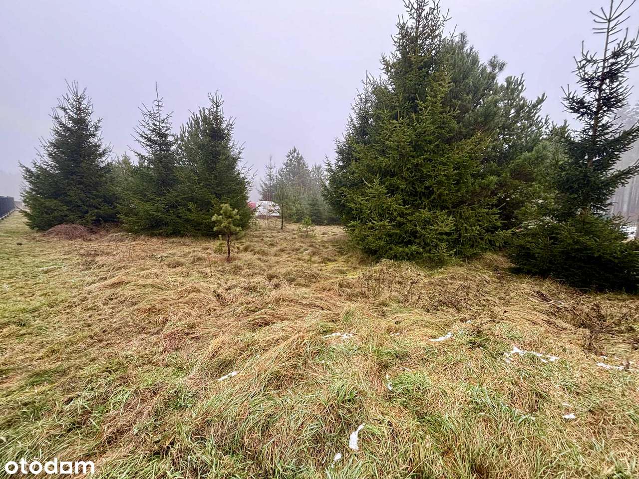 Pięknie położona działka wśród jezior i lasów-6