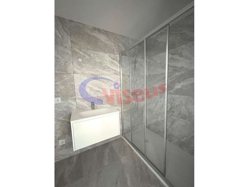 T4 Penthouse com Terraço Canidelo-30