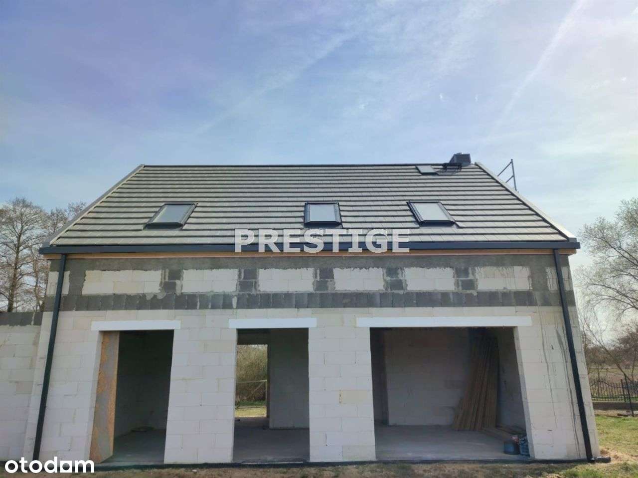 Niemstów, dom/możliwość prowadzenia działalności-4