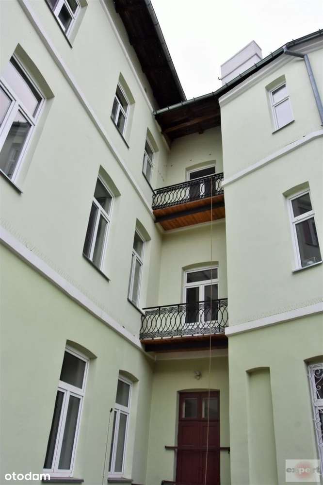 Wyjątkowa kamienica do sprzedaży w Płocku-5