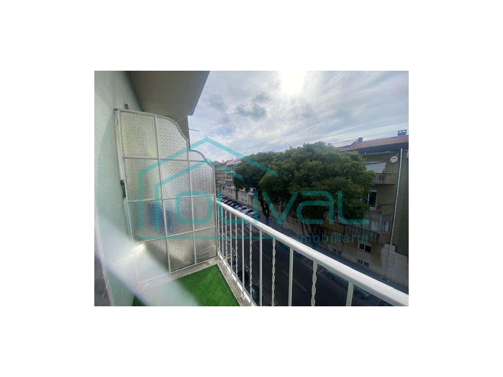 Apartamento t2 à venda na Avenida Padre Bartolomeu de Gusmão-28