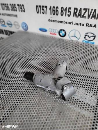 Contact Cu Cheie Ford Ecosport Dezmembrez Ford Ecosport 1.0 Benzina Ecoboost - 2