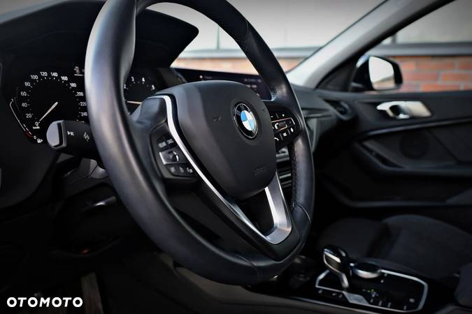 BMW Seria 1 118i GPF Sport Line - 39