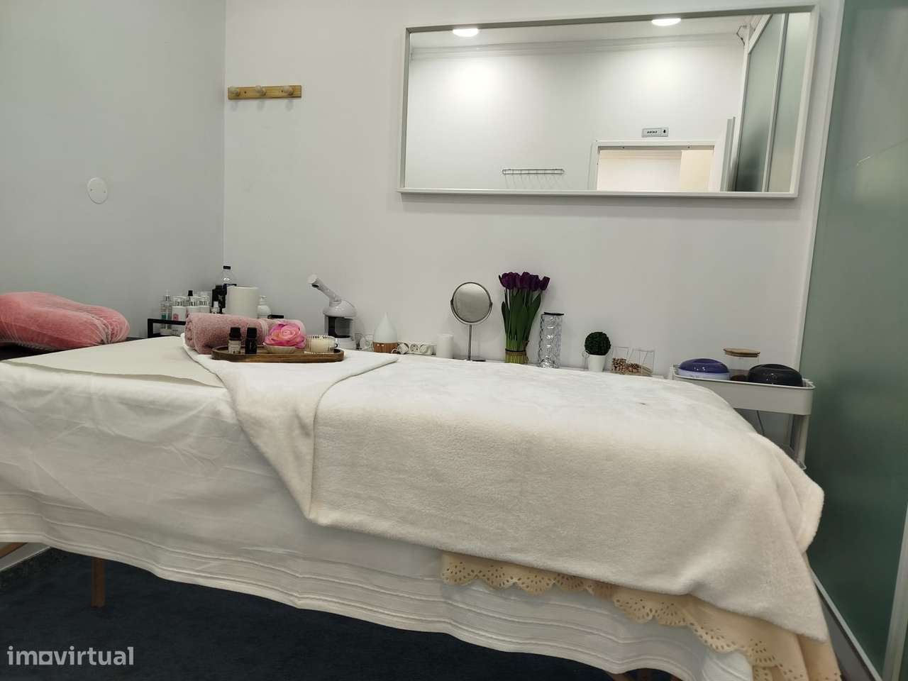 Trespasse de Salão de Beleza no Lumiar – Pronto a Funcionar!-13