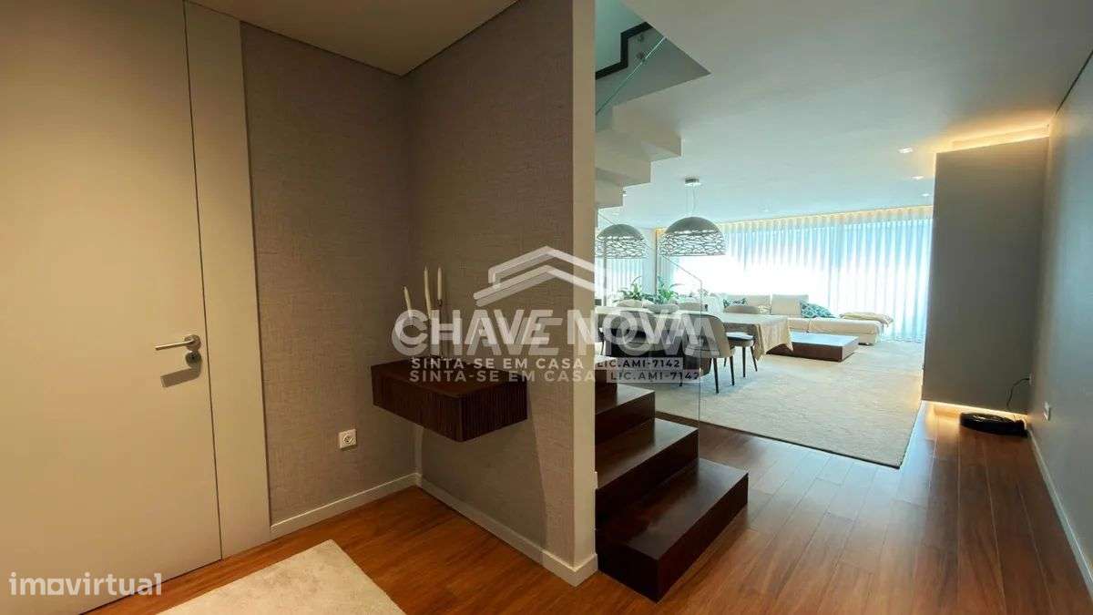 PS - Moradia em Banda V5 , situada em Valadares, V.N.G 800m das Praias - Grande imagem: 5/43