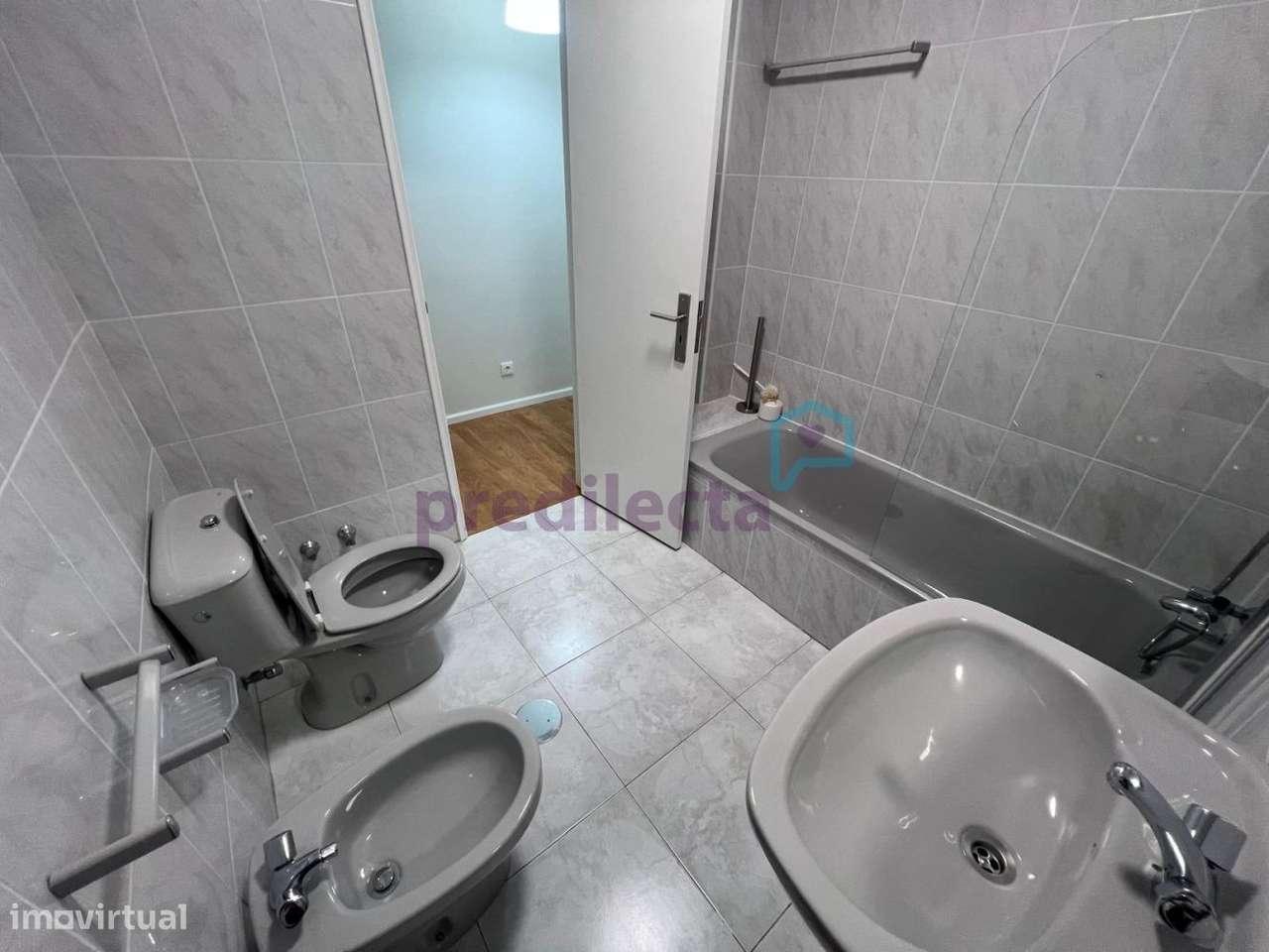 REF3982 - T1+1 Trav. Areosa - CJDI, H. S. João-16