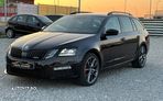 Skoda Octavia Combi 2.0 TSI DSG RS - 2