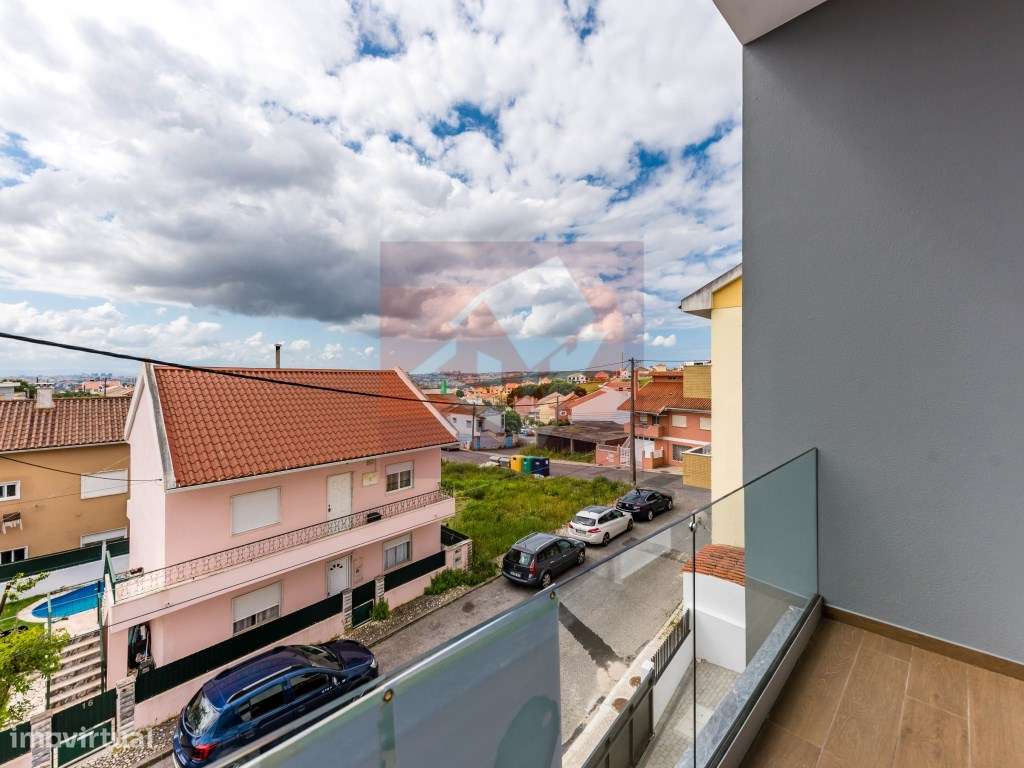 Moradia V5 nova no Bairro do Trigache em Famões-46