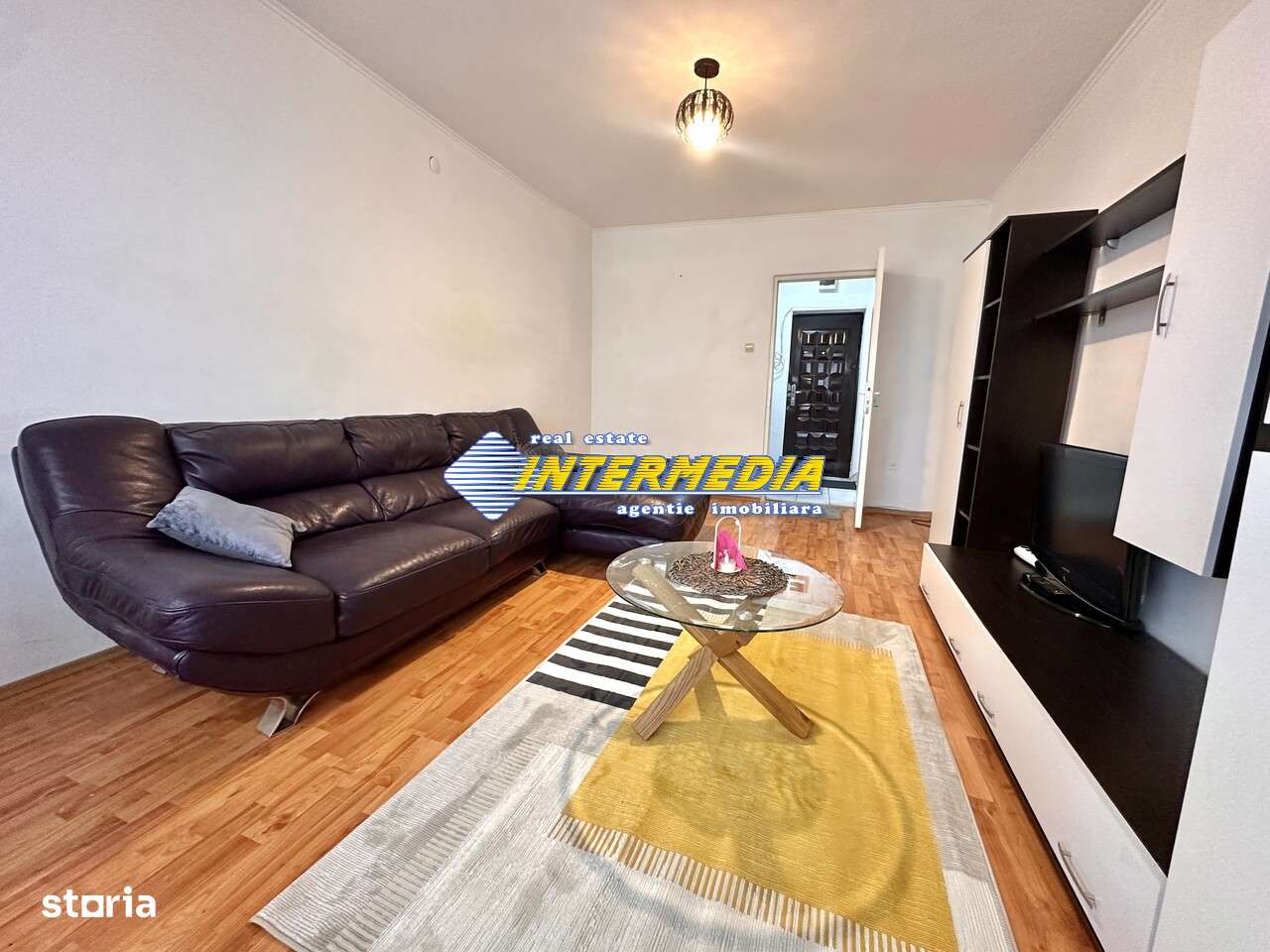 Apartament 2 Camere de Inchiriat in Cetate zona Bulevard  MOBILAT Alba - Imagine principală: 3/10