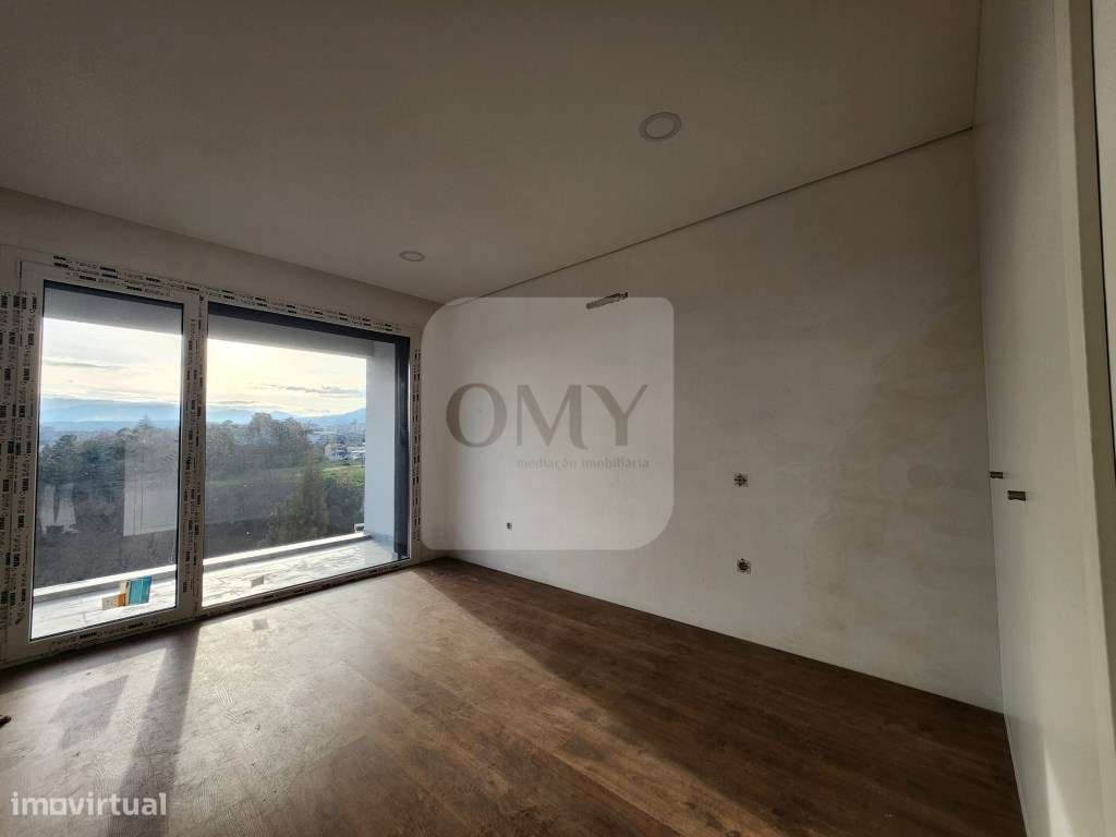 Cedência de Posição de Apartamento T2 em Vila Real - Grande imagem: 3/14