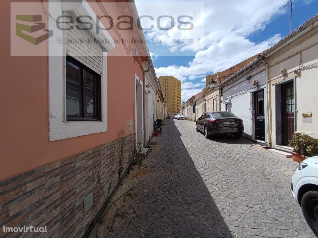 Casa tipologia 1 em muito bom estado