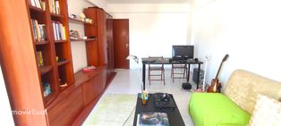 Apartamento T2 em Queluz