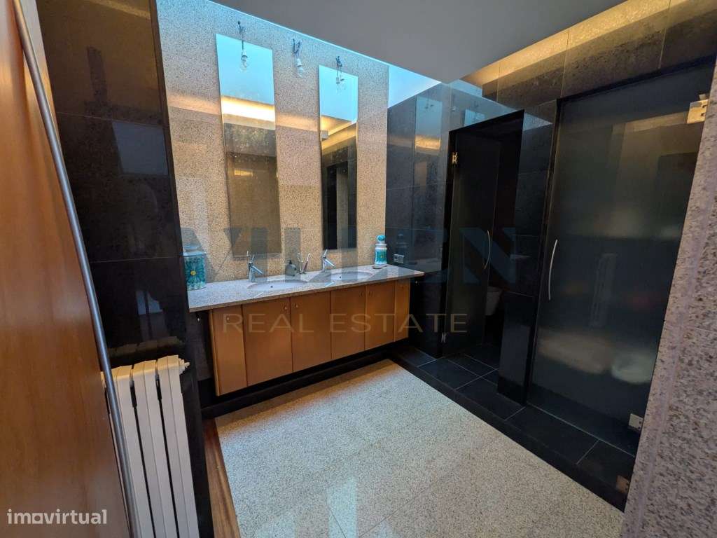 Moradia T5 de Luxo em São Romão do Coronado-19