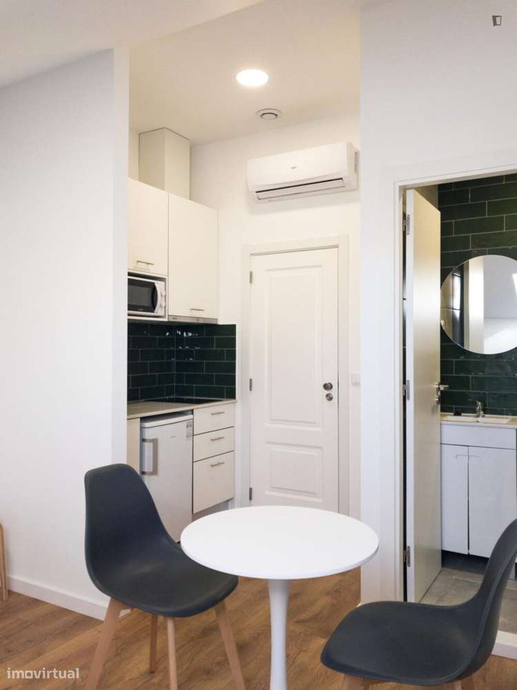 Estúdio - localizado em Bairro do Sol Coimbra - Grande imagem: 5/7