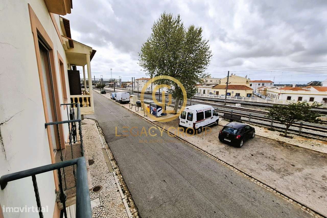 Edifício com 3 fracções de tipologia T1+1, no centro de Tunes - Silves - Grande imagem: 4/44