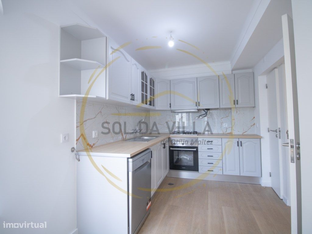 Apartamento T2 c/arrecadação - Pinhal...