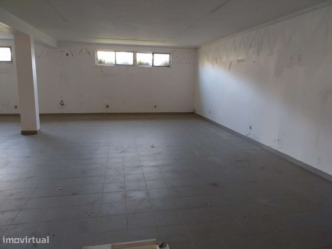 Store/Retail em Ilha de São Miguel (Açores), Nordeste REF:001_283529-2