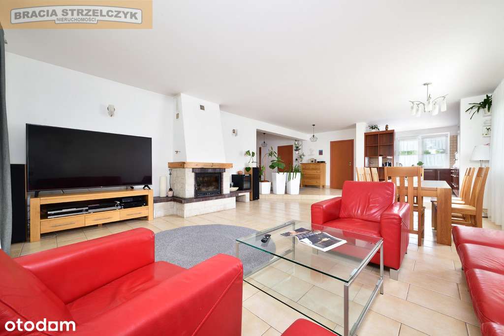 Przestronny dom z dużym ogrodem blisko Warszawy - Pełny obrazek: 2/12