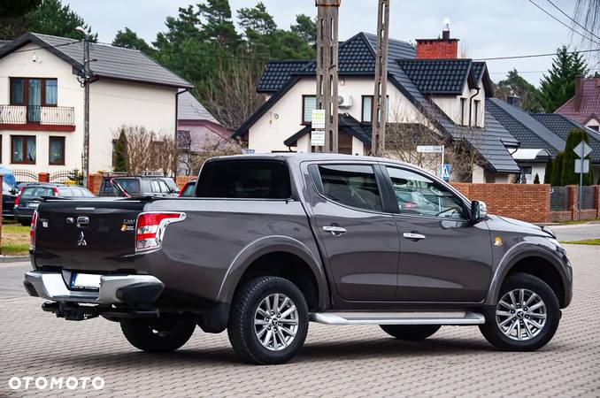 Mitsubishi L200 - 13