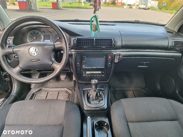 Volkswagen Passat 2.0 Comfortline - 10