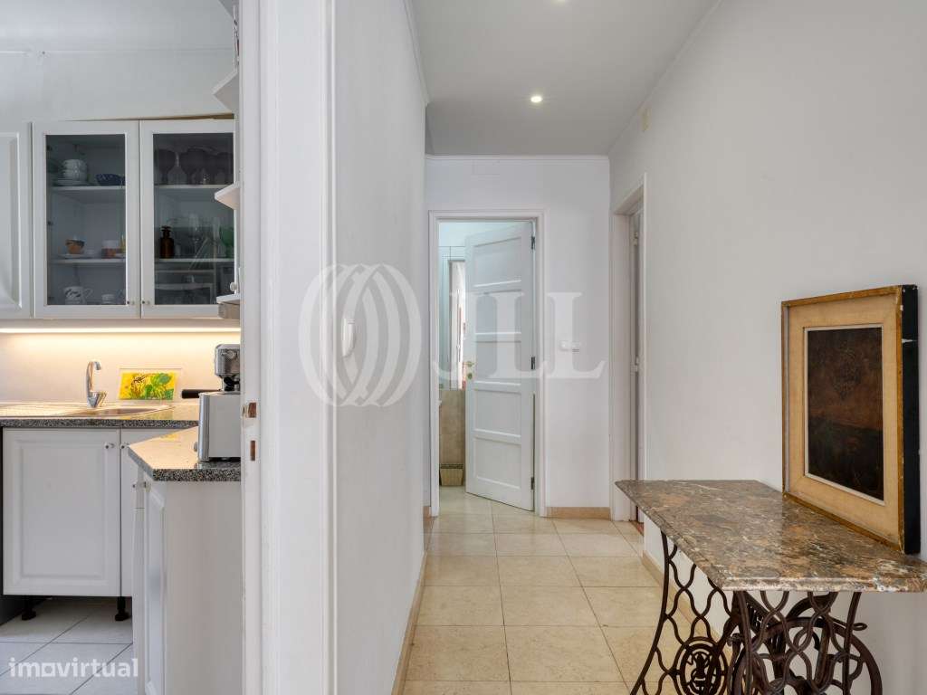 Moradia T4 com jardim no Banzão em Colares-12