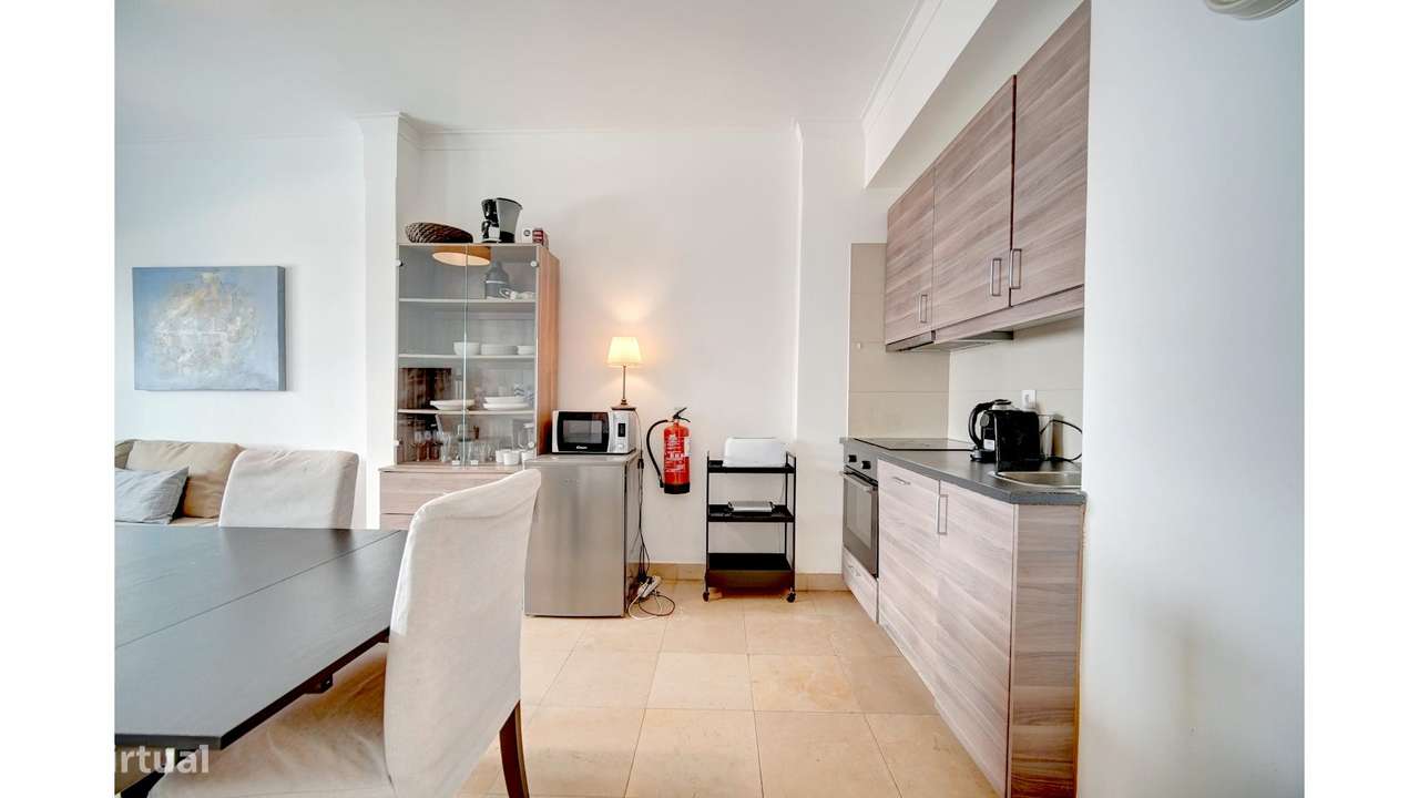 Apartamento T3 em Lisboa com terraço-21