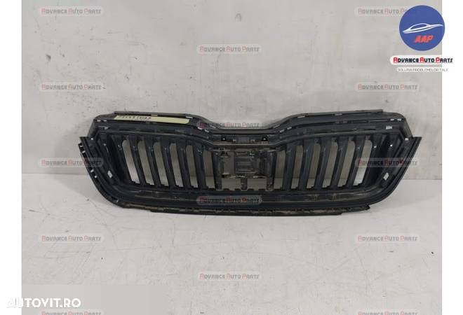 Grila Centrala Radiator Skoda Scala 2019 2020 2021 originala Model cu Distronic - 1