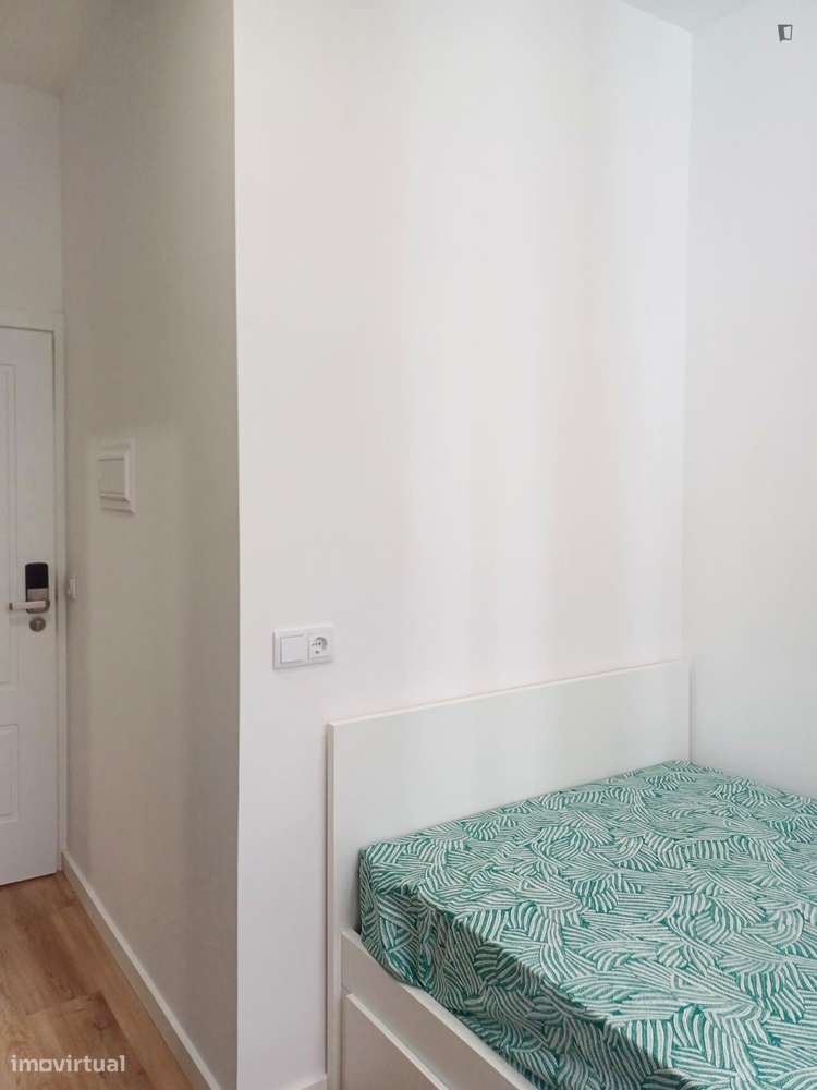 Estúdio - localizado em Cidral Coimbra - Grande imagem: 3/5