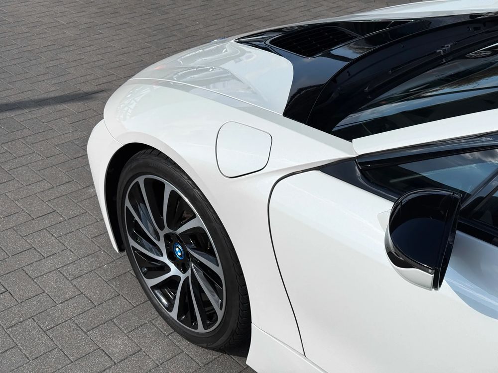 BMW I8 1.5 Hybryda 362 KM — zdjęcie 6