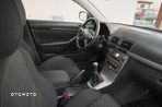 Toyota Avensis 1.8 VVT-i Combi - 30
