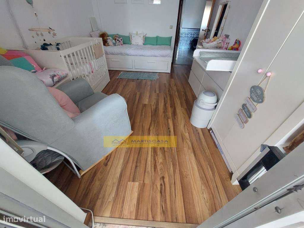 T2 com garagem , arrecadação, despensa e varanda fechada - Algueirão-16