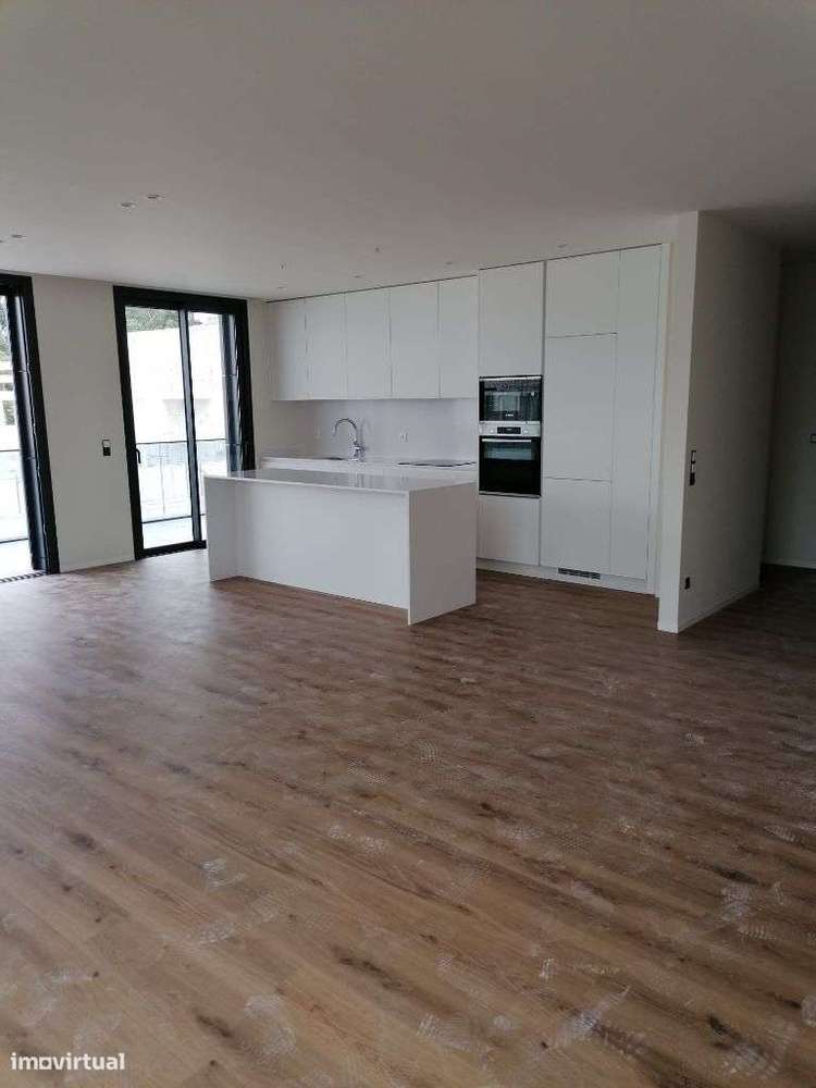 T2 Excelentes Áreas Junto ao Metro Avenida da Republica - Grande imagem: 4/12