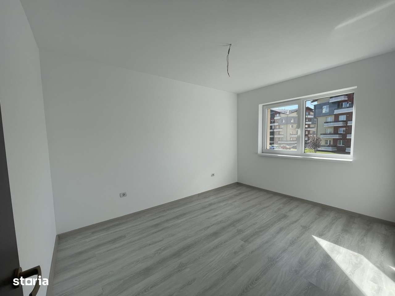 Apartament 3 camere, 72mp, decomandat, 116 430 euro TVA inclus, etaj 1 - Imagine principală: 1/15