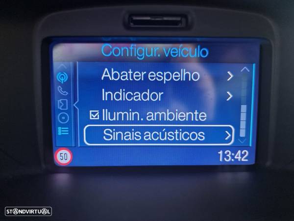 Ford Fiesta 1.0 T EcoBoost Titanium - 34