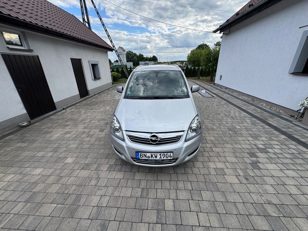 Opel Zafira B (2005-2014) 1.8 Innovation 2012