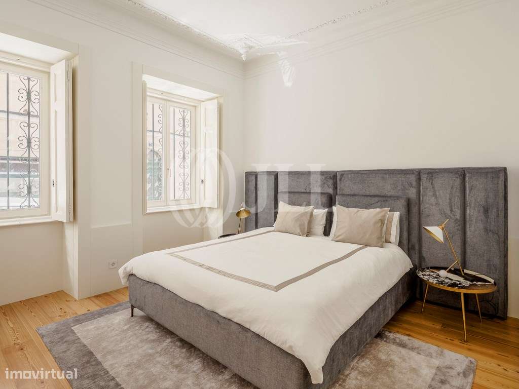 Apartamento T3+2 com jardim, em pleno Castelo, Lisboa-44