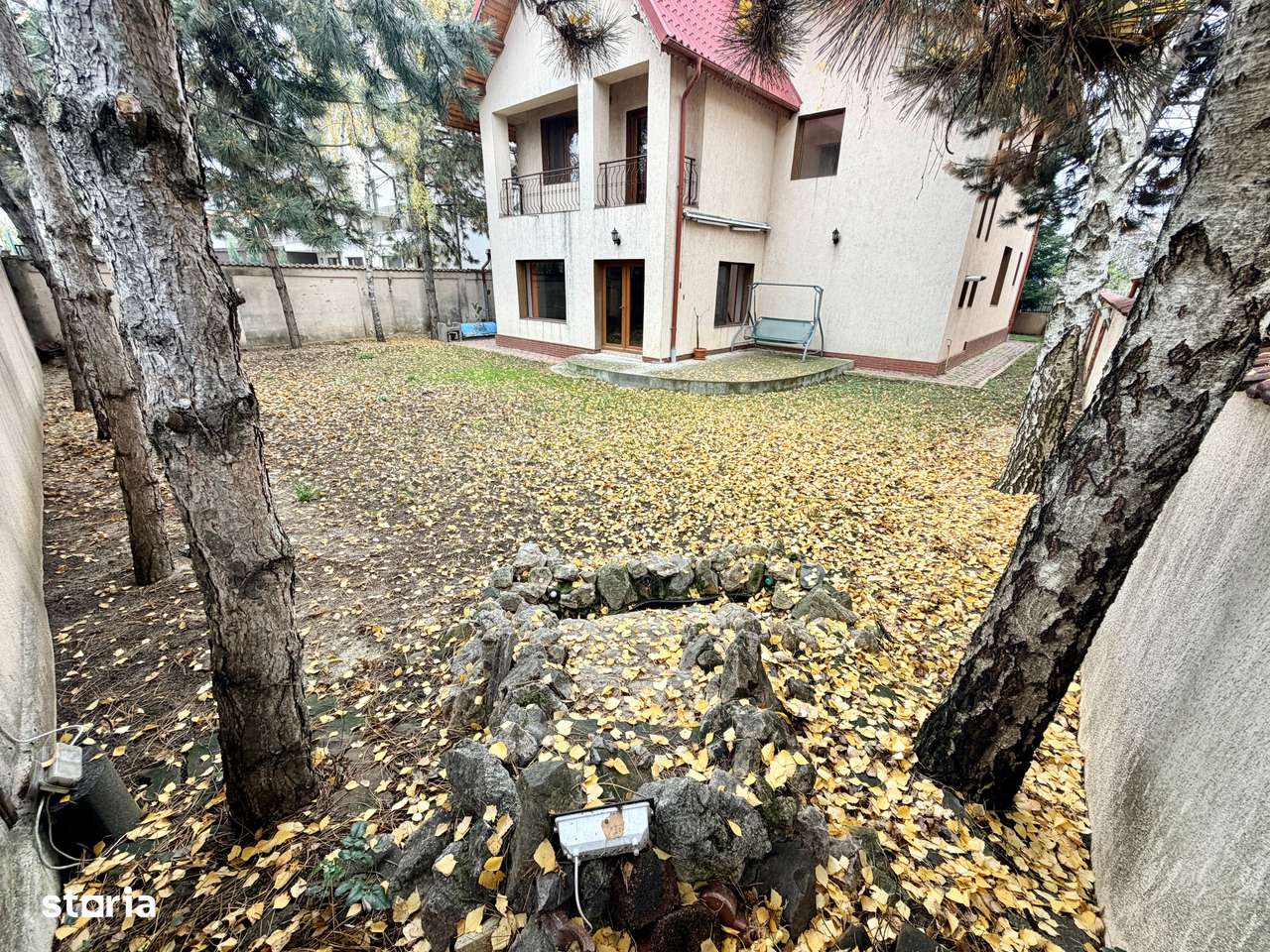 Casa individuala in zona exclusivista P+1+Pod. 5 cam. Teren 500mp - Imagine principală: 4/19