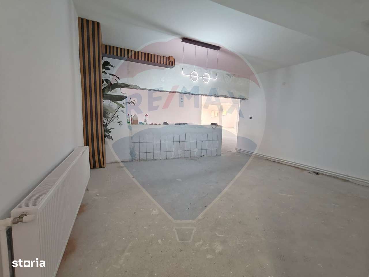 Spațiu comercial, 535.57mp de închiriat, zona autogara Gherla - Imagine principală: 4/20