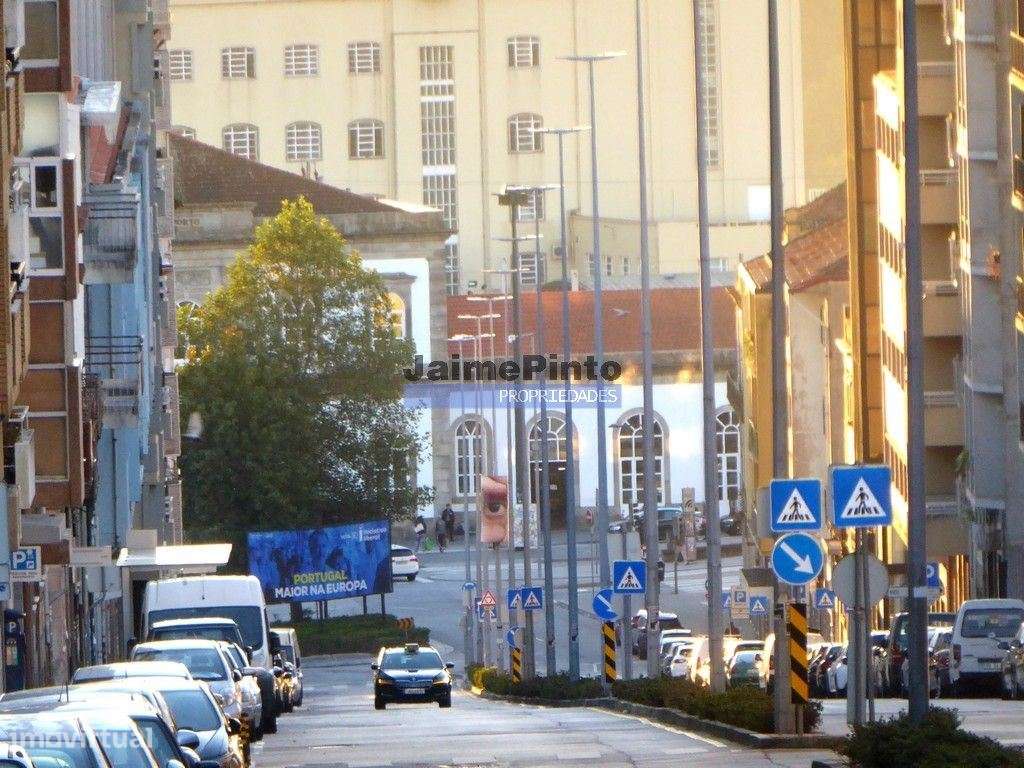 Apartamento T2, no Bonfim, Porto. Portugal, Centro do Porto. - Grande imagem: 5/6