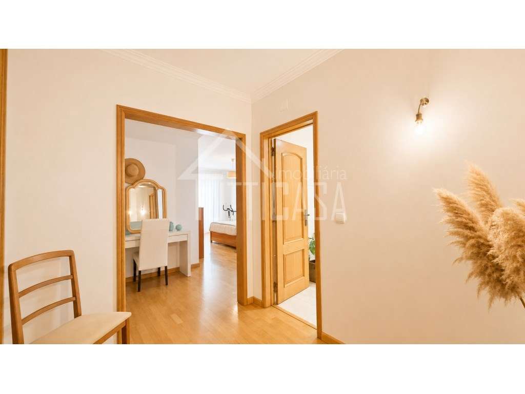 Apartamento T3 em Alcainça com parqueamento para 3 viaturas-6