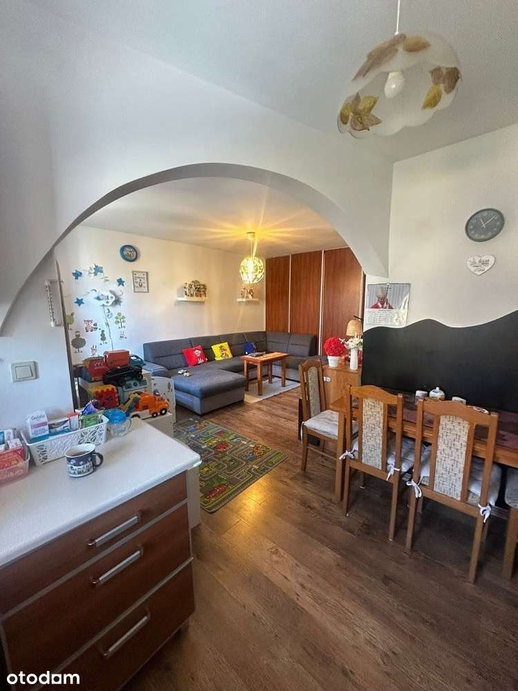 Komfortowe 2 pokojowe z balkonem i miejscem parkingowym-2