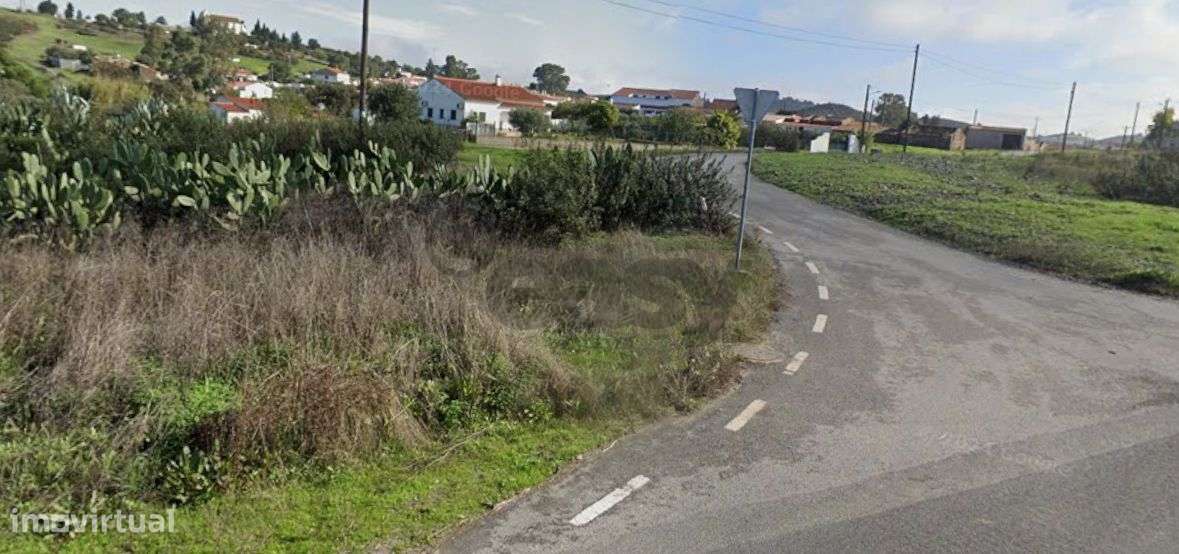 Terreno Urbano para Construção com 1685m2 , São João dos Caldeireiros,-22