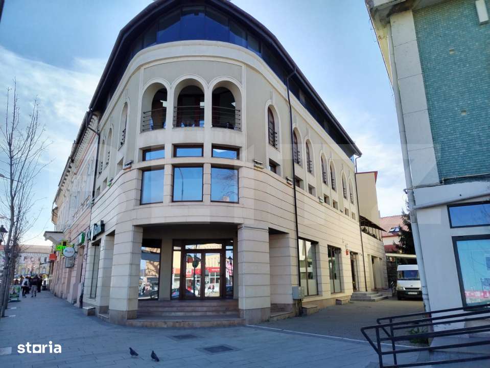 Spatiu 100 mp ultracentral, pozitie premium pregatit pentru afacerea t - Imagine principală: 1/12