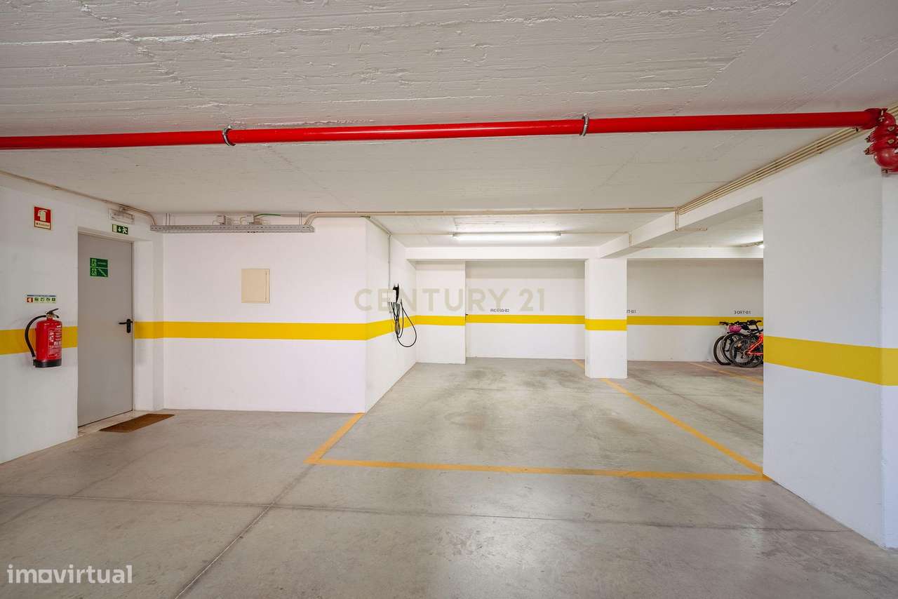 Apartamento T2 Duplex com terraço em condomínio privado-50