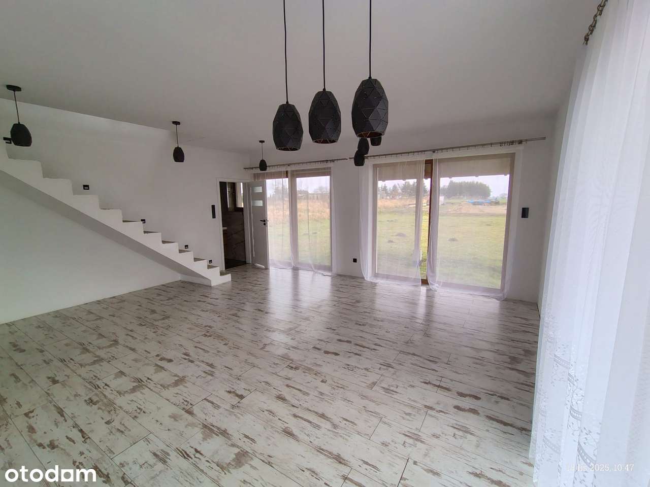 Nowoczesny dom z 2022 I Garaż - Pełny obrazek: 4/16