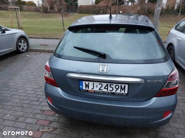 Honda Civic 1.4i LS - 3