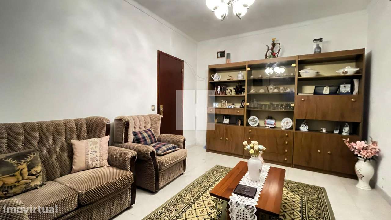 Moradia para Restaurar com Terreno - Grande imagem: 4/43